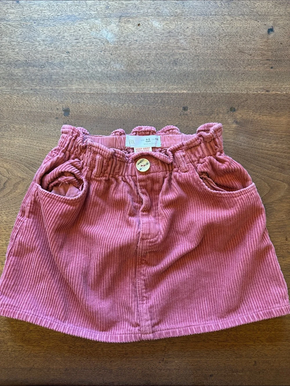 Zara - sz 4-5 Girls Corduroy Skirt - like new!